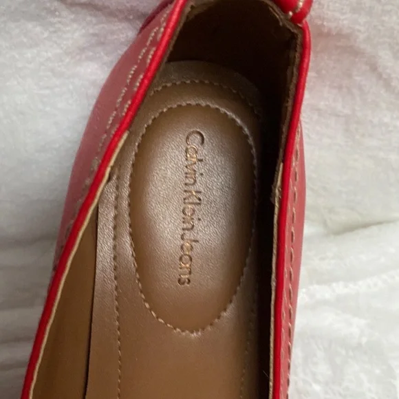 Red Calvin Klein heels - Picture 3 of 4